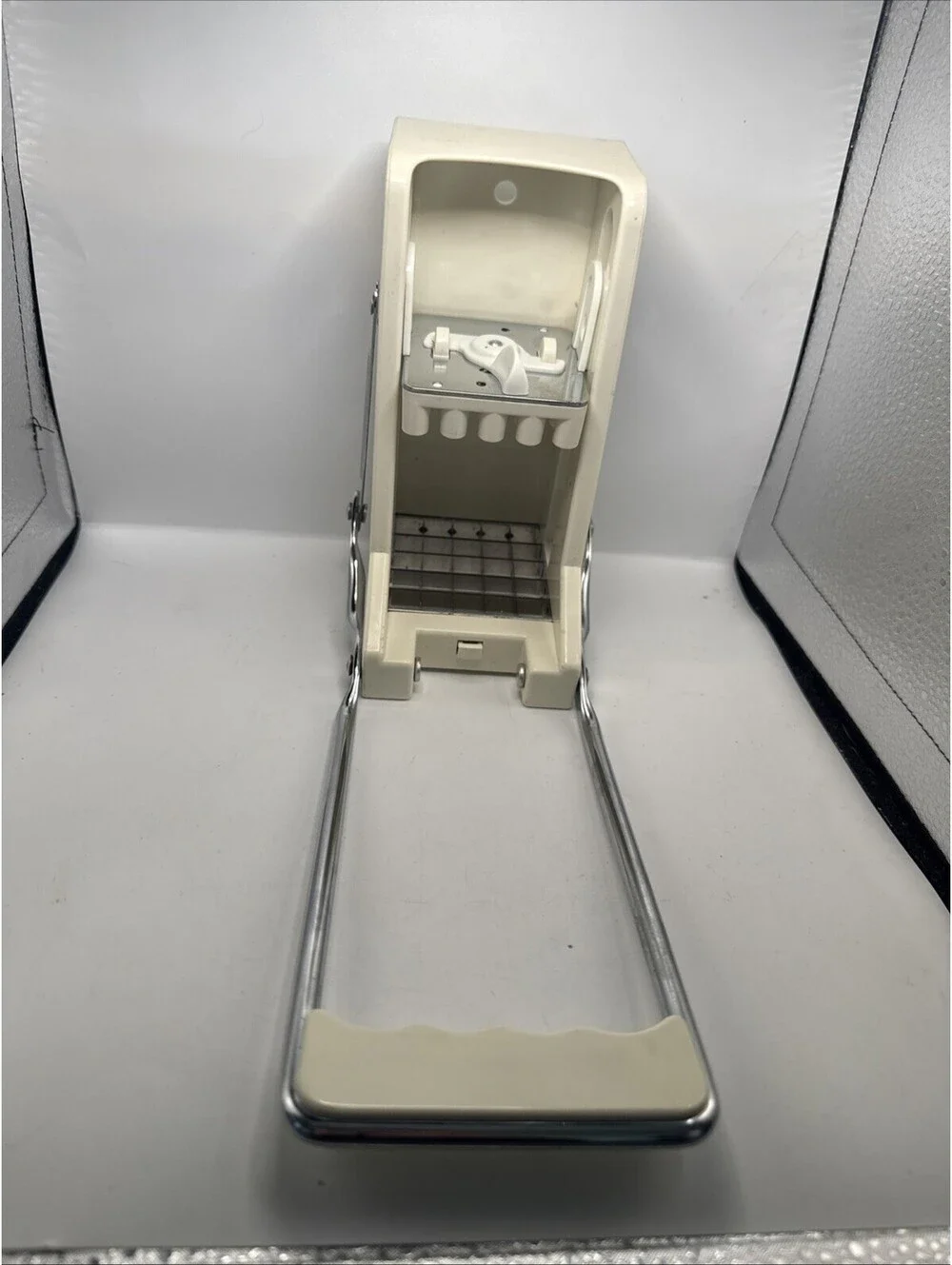 Vintage Progressive French Fry Machine Potato Cutter Slicer White